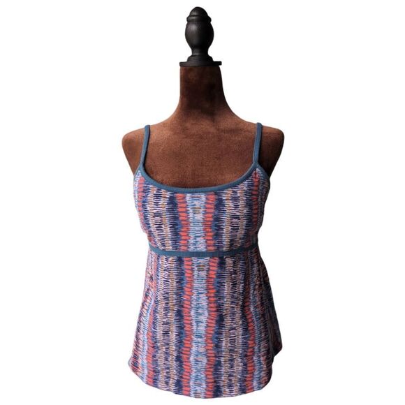 Patagonia organic cotton tank top with bra shelf sz M - Picture 2 of 6